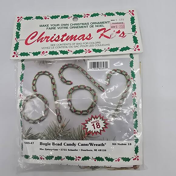 VTG Merri Mac Christmas Craft Kit #203-47 Bugle Bead Candy Canes & Wreaths - Picture 1 of 4